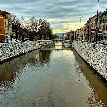 Mona Blue * Sarajevo