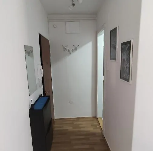 Mona Blue * Sarajevo